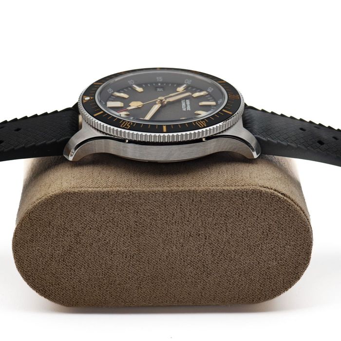 San Martin SN0118-G-B Black