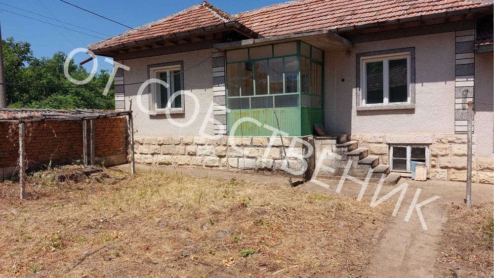 Продава се къща в с. Горно Абланово, обл.Русе 120 кв.м  – 40 000 лв