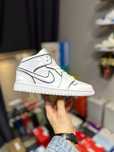 Jordan 1 Mid Iridescent Reflective White