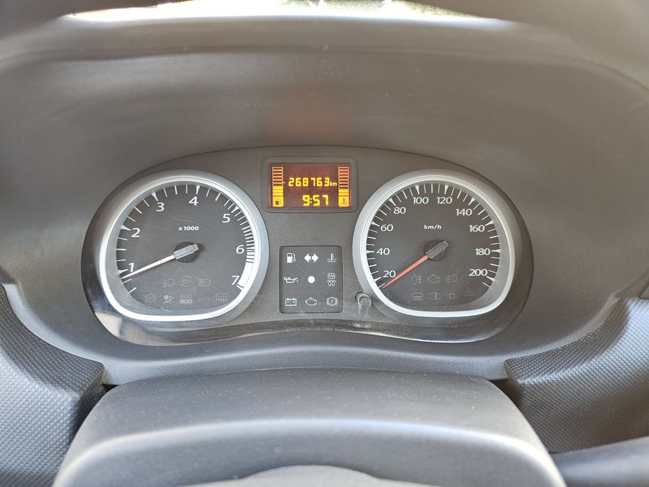 Dacia Duster, 1.5 diesel, 2010,268.000 km, in stare buna, negociabil j