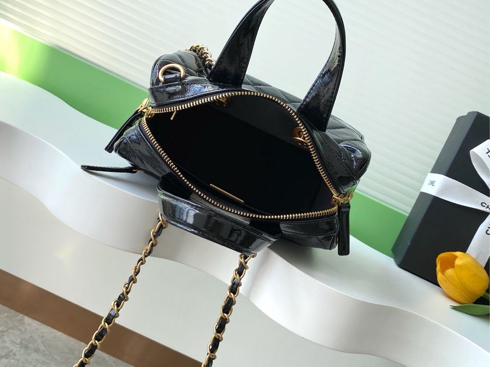Geanta Chanel 21 cm