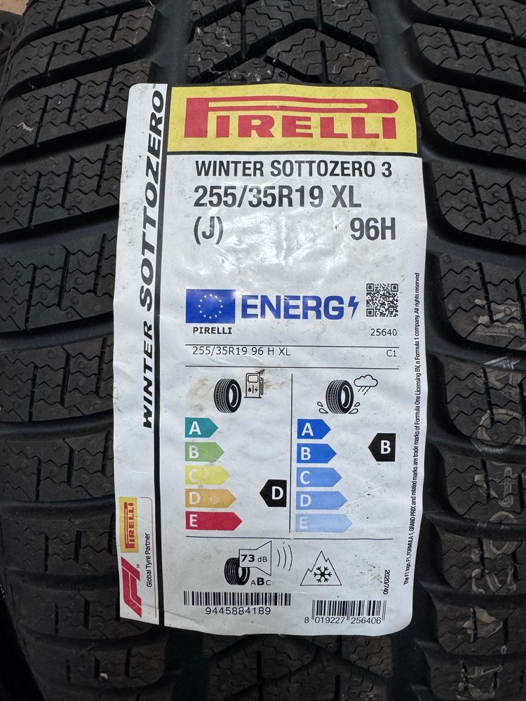 2 Cauciucuri iarna Pirelli Sottozero 3 255/35R19 XL