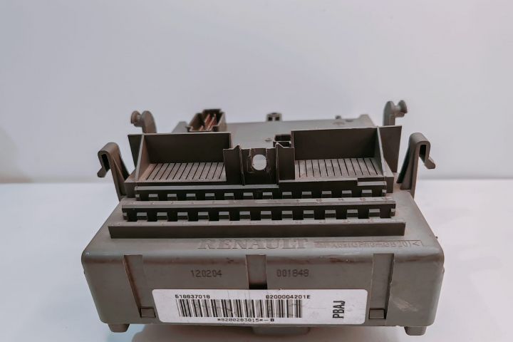 Panou Sigurante Renault 8200004201E / 518837018 Renault Laguna a 2-a