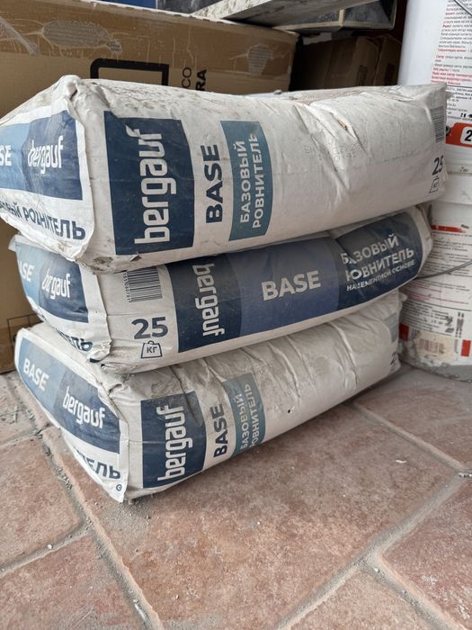 Продам стяжку цементную Bergauf