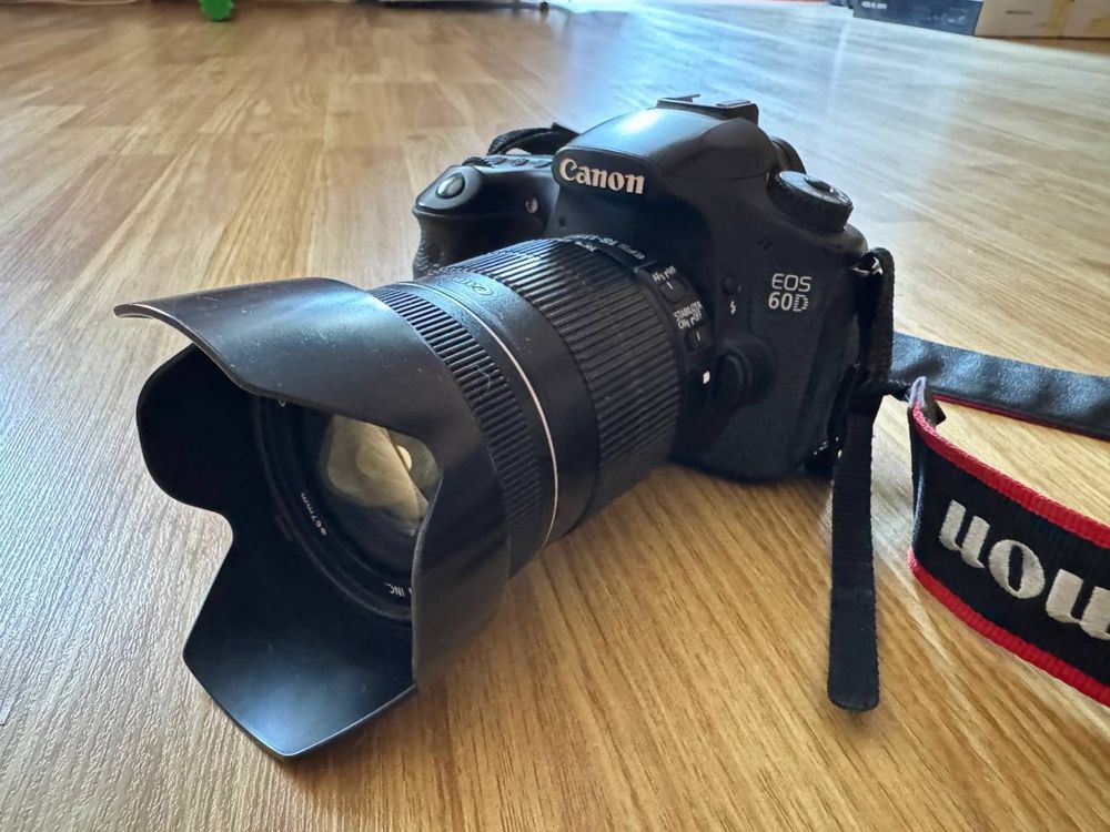 Фотоаппарат Canon D60