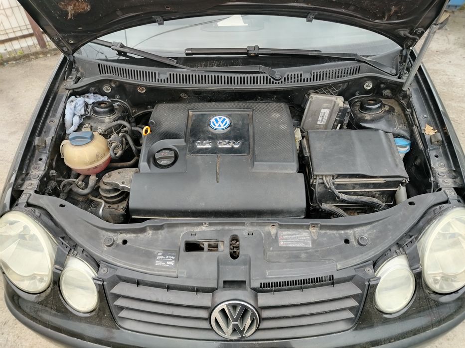 Vând Volkswagen polo