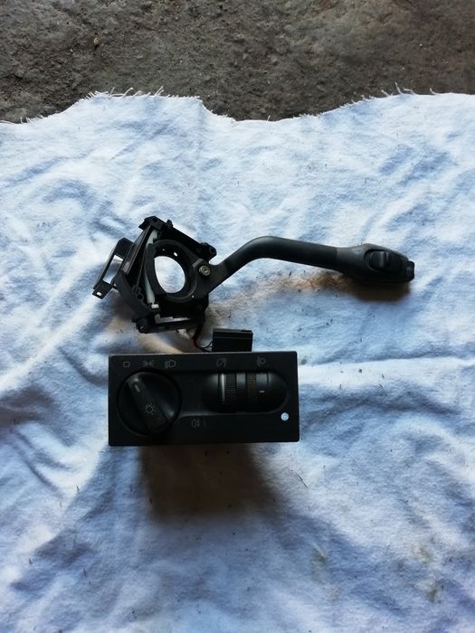 GOLF 3 VENTO 2бр жила за ръчна