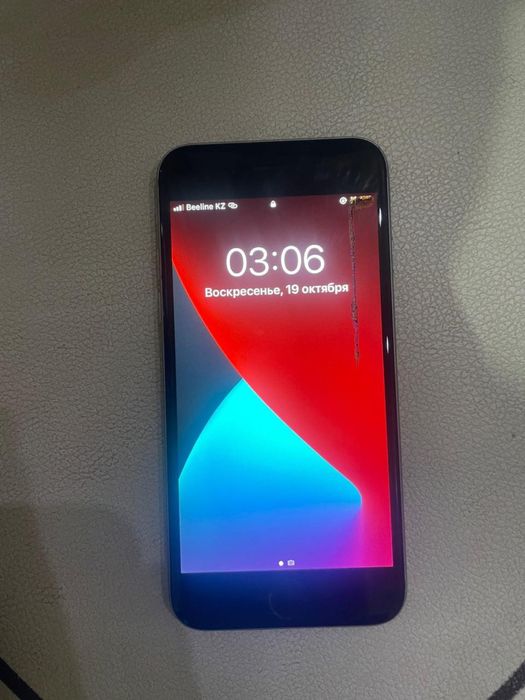 Iphone 6s в хорошем состояние