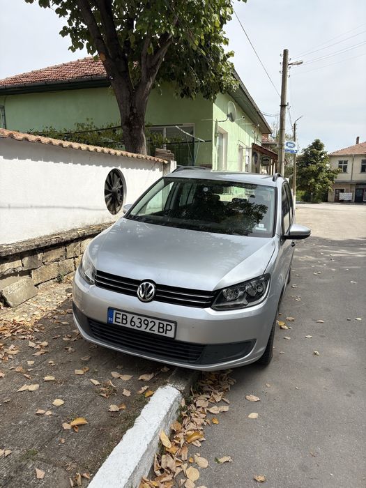 VW TOURAN 1.6 TDI  2011 г.