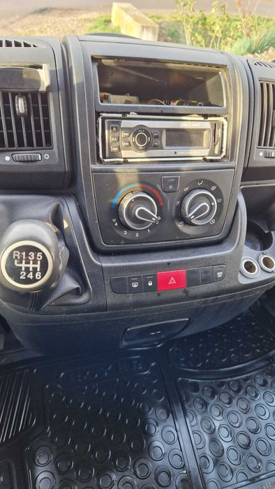 Vind Peugeot boxer