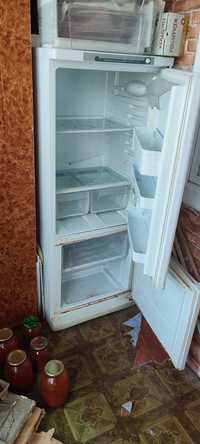 Холодильник в неробочем состоянии
