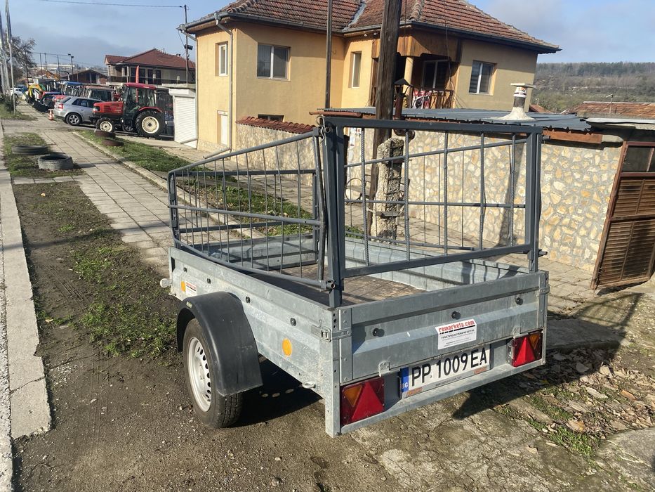 Ремарке с документи