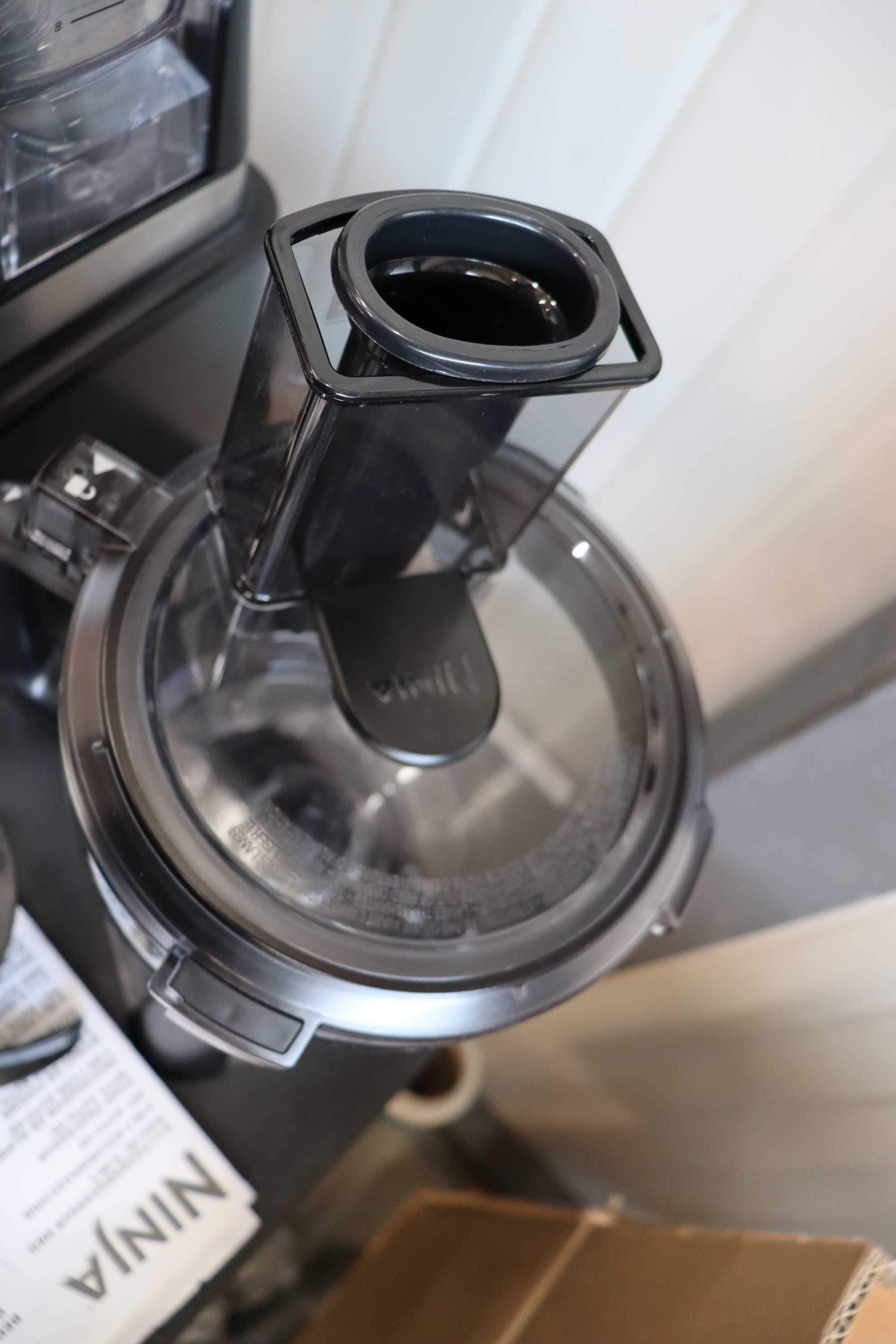 Кухненски робот и блендер Ninja 3 в 1, 1.8L купа, кана , чаша, 1200W