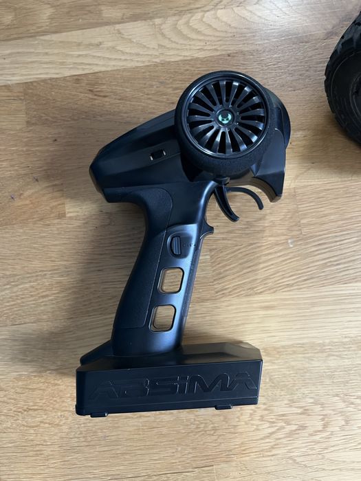 Hpi-Racing Maverick Quantum XT brushless(masina cu telecomanda)