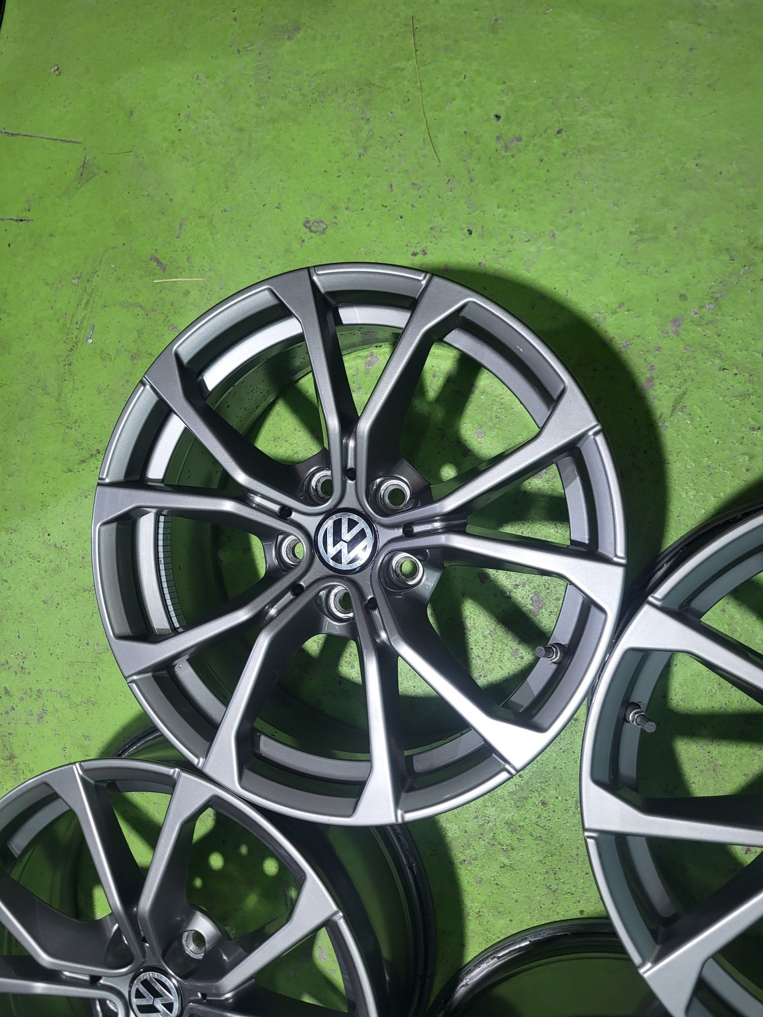 17 5x112 Vw Passat Tiguan Touran Caddy Audi Skoda 5х112