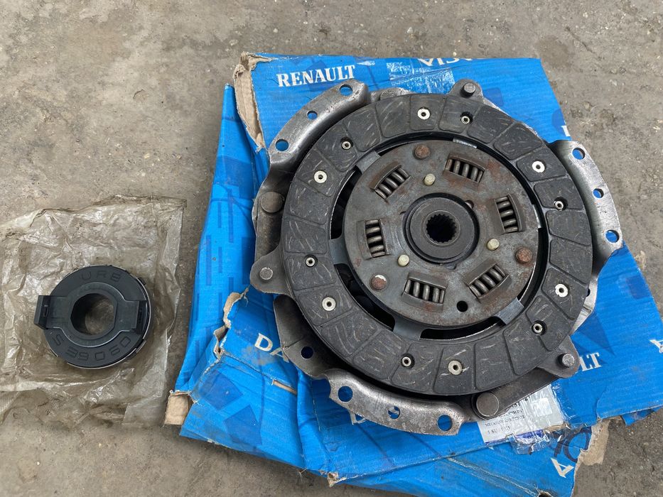 Kit ambreiaj Dacia 1300 1310 1410 papuc sport 1.3 1.4 1.6 FI 180