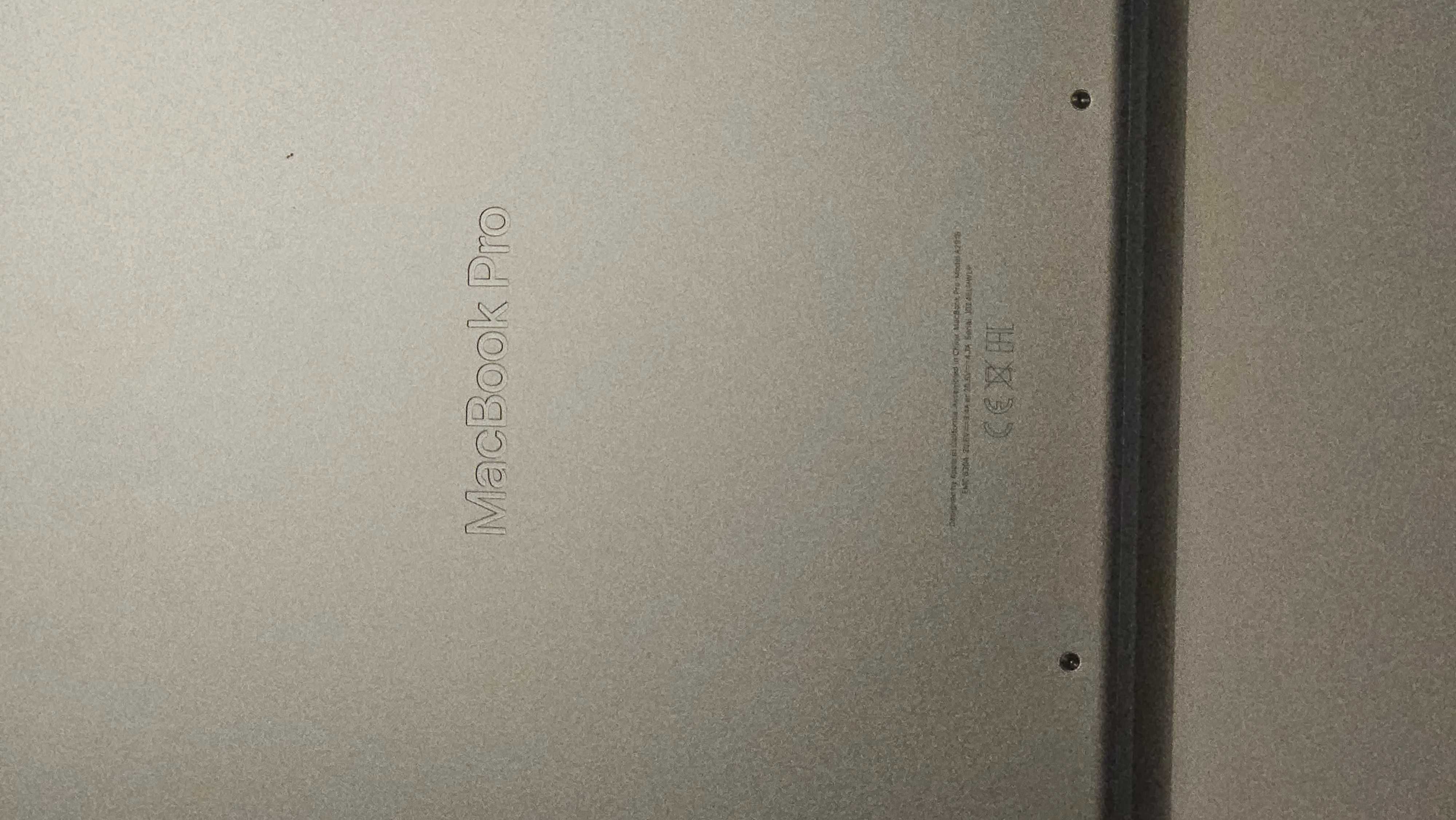 Macbook pro a2918