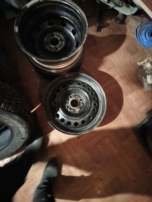 Продам диски на 15 штампы