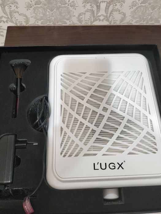Продам вытяжку lugx