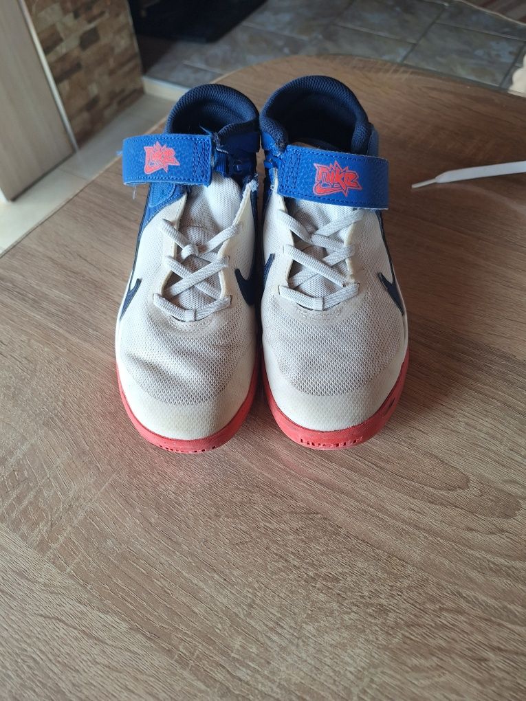 Детски кецове Nike