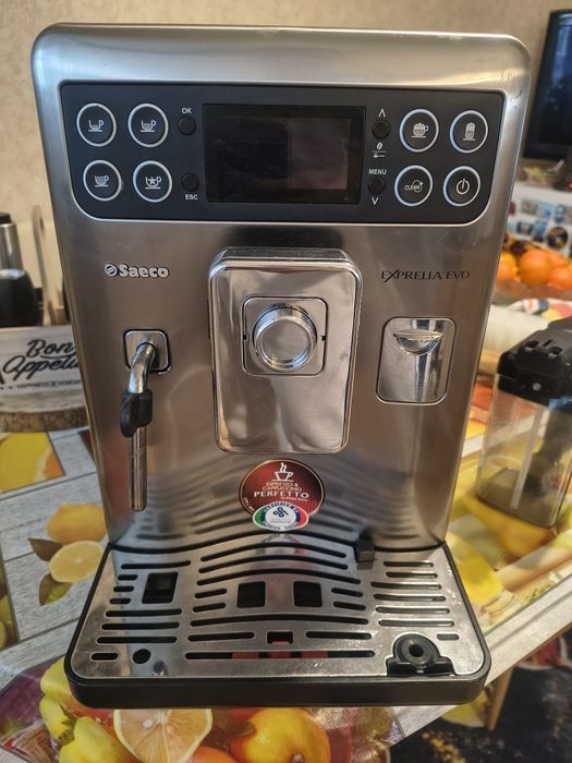 Кафеавтомат Saeco Exprelia EVO