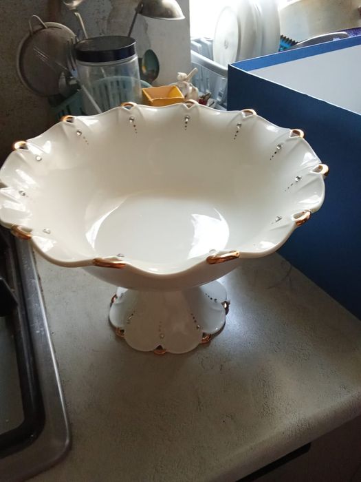 Алма ваза  и поднос новый