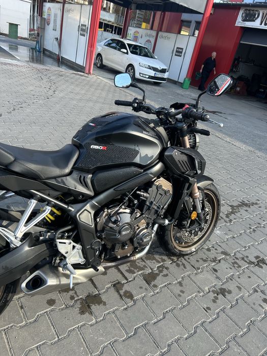 Honda CB650R 2021 - Stare foarte bună -A/A2 - Revizii la zi