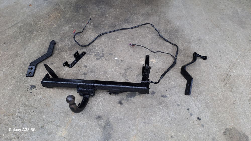 Oригинален теглич за Рено меган 1/ Renault Megane 1