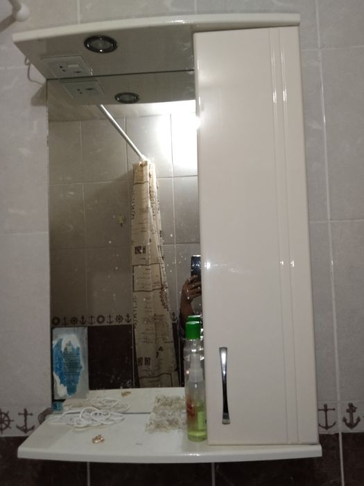 Продам шкаф в ванную