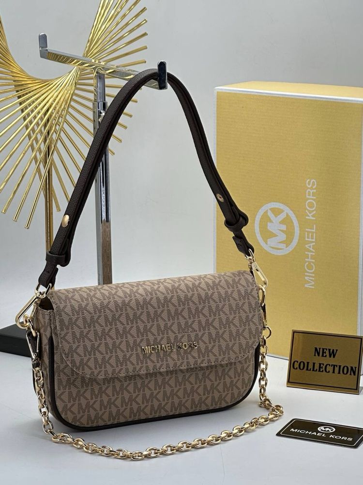 Geanta Michael Kors Noua !!! Dimensiuni 24/16 !!!