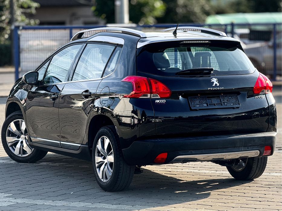 Peugeout 2008. Benzina  2016