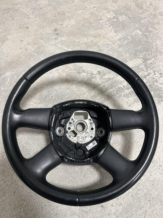 Волан  за Audi/Ауди А4 Б7/Б8 B7/B8