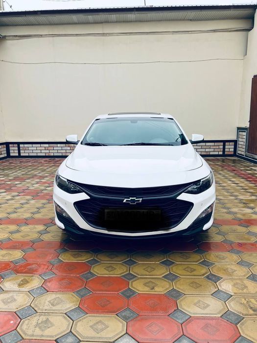 Malibu Sotiladi Rangi Oq