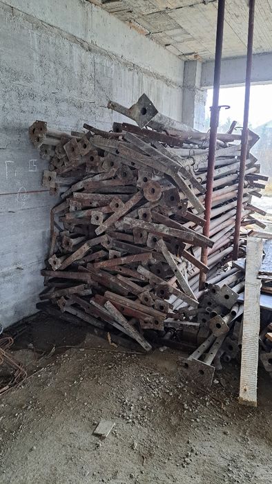 Vând popi metalici