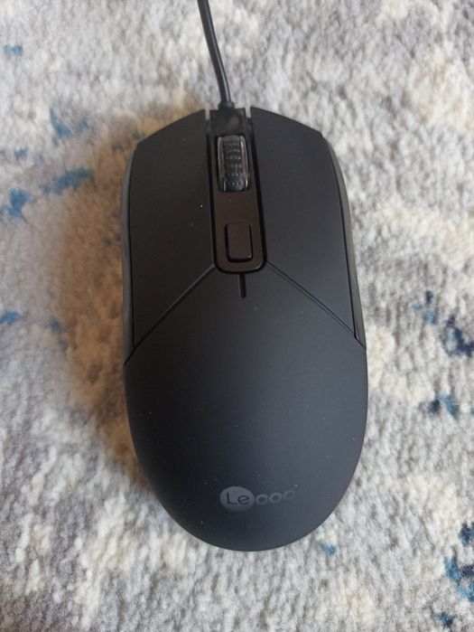 Продам мышку срочно