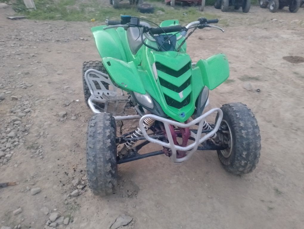 ATV Yamaha raptor 660R