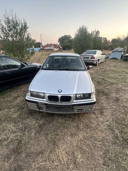 20 броя BMW E36 на части