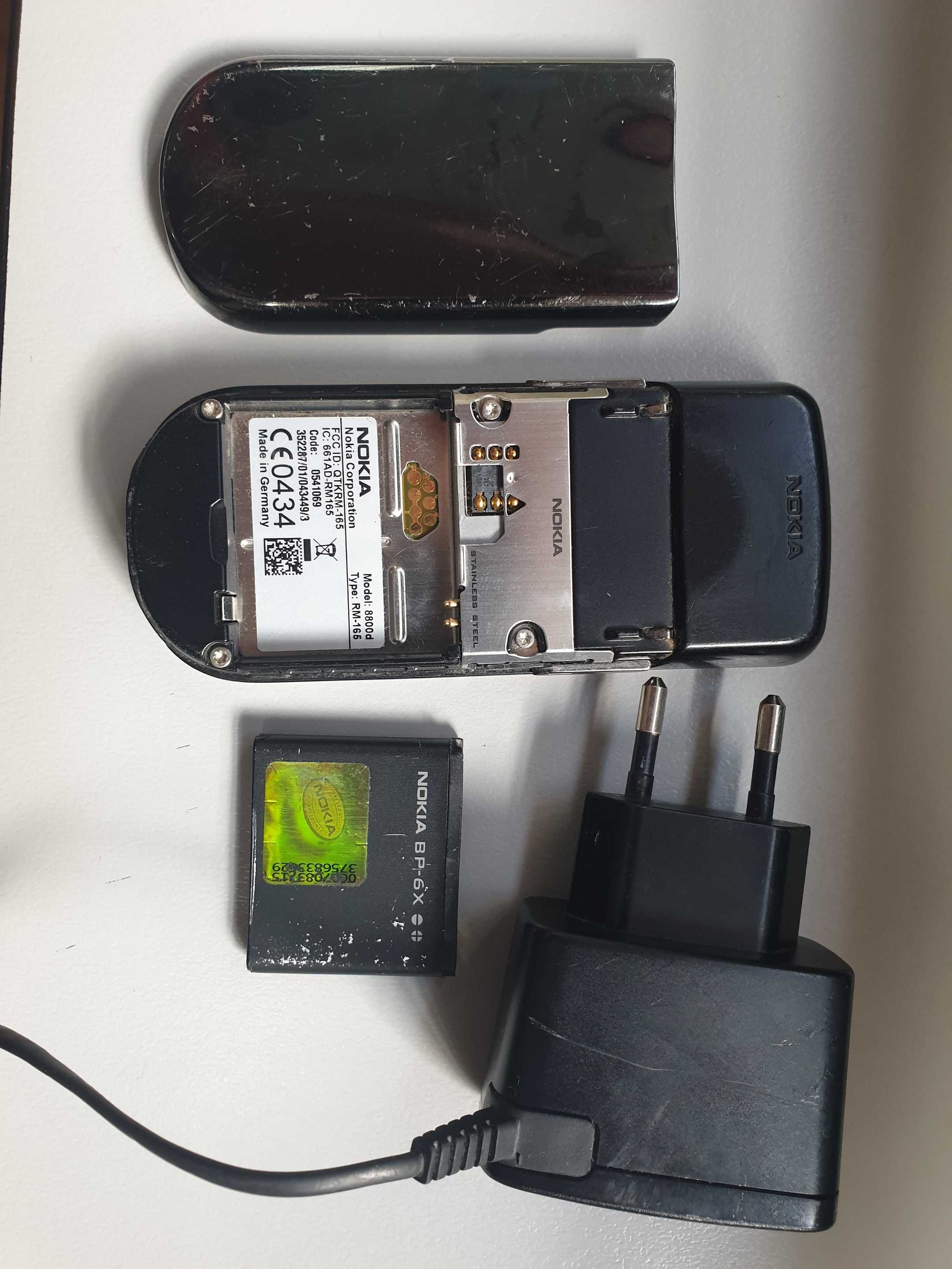 Продавам Nokia 8800