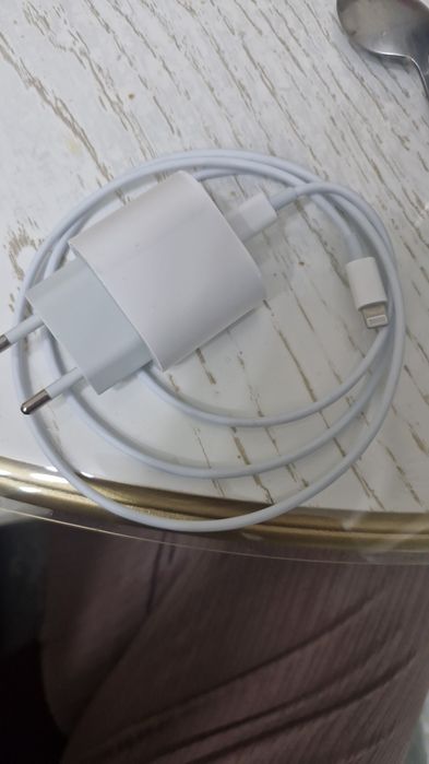 Зарядное устройство