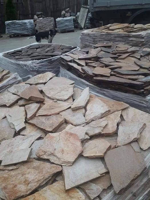 Vând piatra naturala asiguram montaj și transport