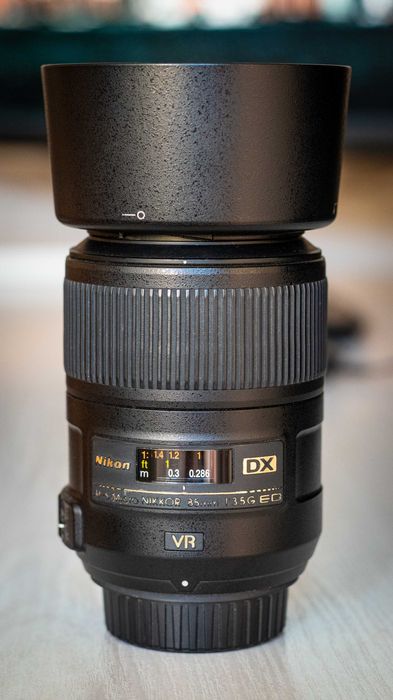 Nikon AF-S DX Micro NIKKOR 85mm f/3.5G ED VR Lens