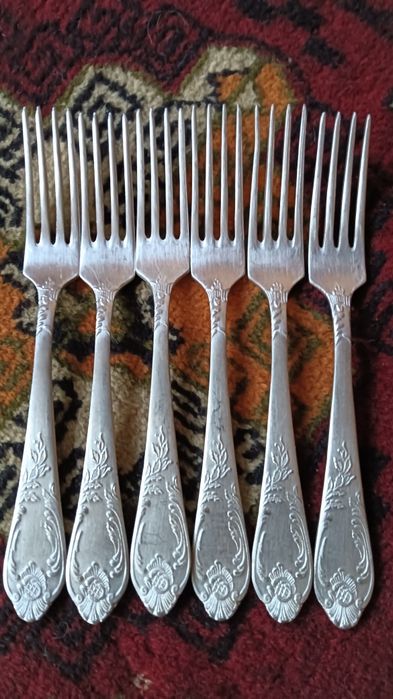 Посуда. Мельхиор. Вилки 6 шт десертные.