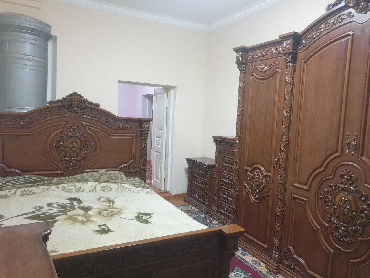 Продаётся дом 8 сотых по улице Гагарина (15 автопарк, Олтин Самарканд)