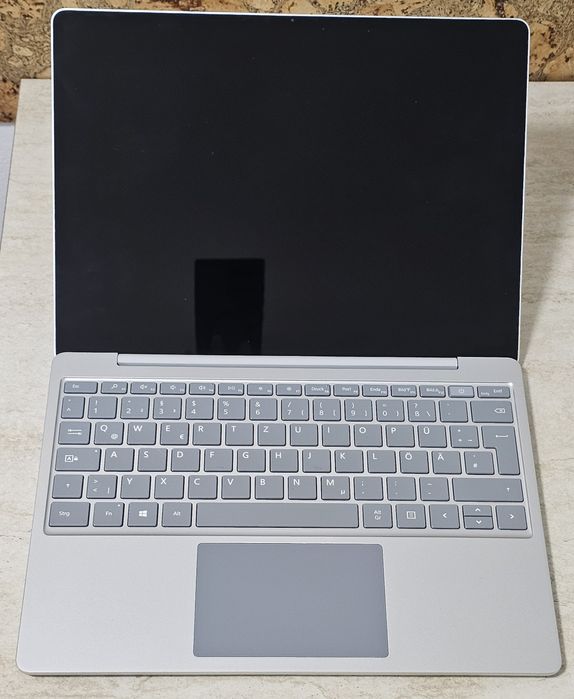 Laptop Microsoft Surface Go i5 1035G1 8Gb 256Gb