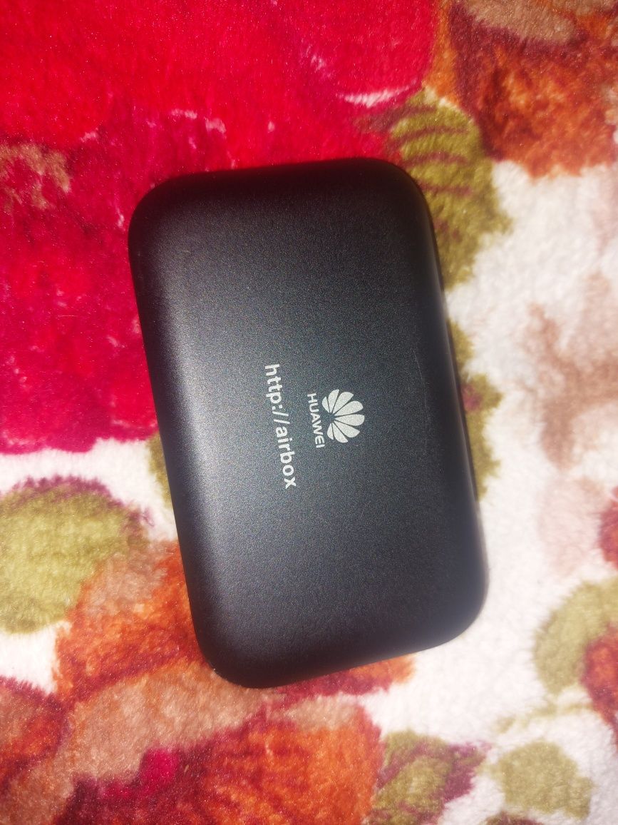 Router Portabil Huawei E5573B 4G