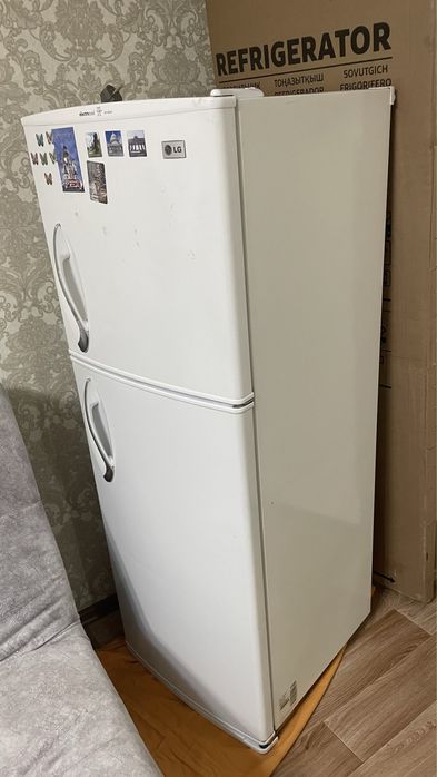 Продам холодильник