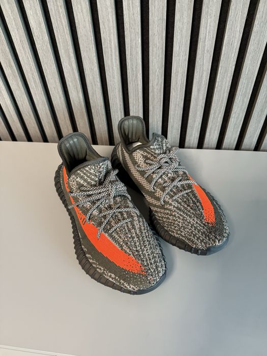 Yeezy 350 Carbon Beluga