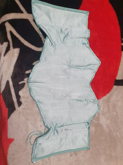 Corset ajustabil, culoare superba