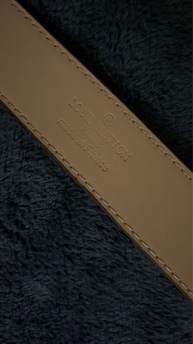 Curea Louis Vuitton maro 115cm