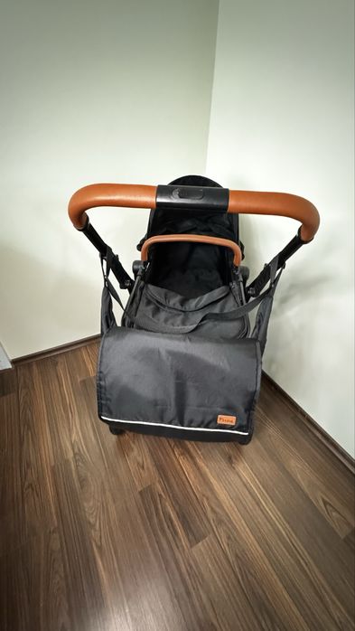 Количка с кош за кола